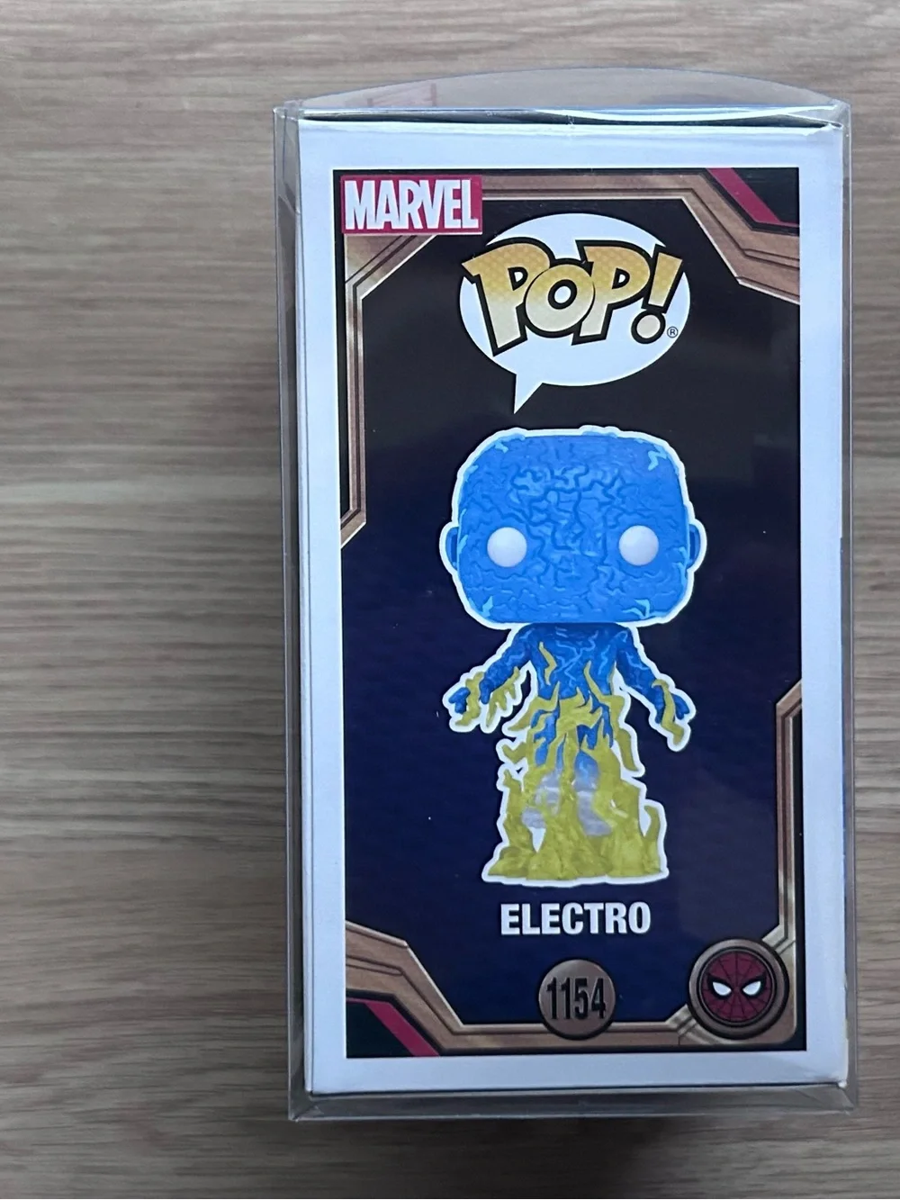 Funko Pop! Marvel Electro Glow In the Dark #1154 (COLLECTOR CORPS). - Picture 4 of 4